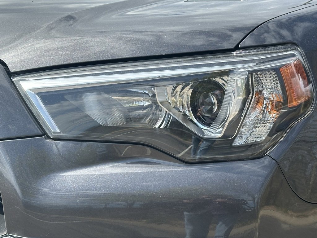 Used 2023 Toyota 4Runner Limited image 33
