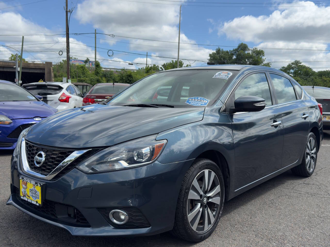 Used 2016 Nissan Sentra SL w/ Technology Package FWD image 2