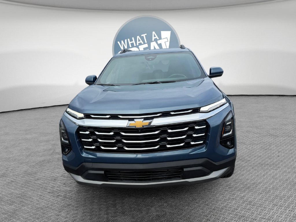 Used 2025 Chevrolet Equinox LT w/ Convenience Package II AWD/4WD image 9