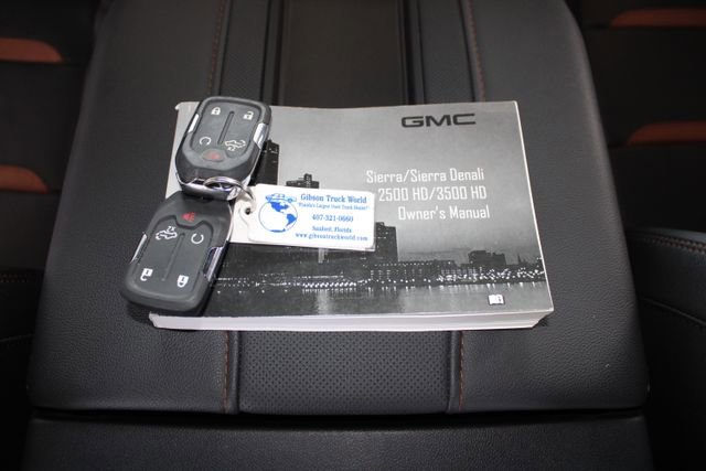 Used 2022 GMC Sierra 2500 AT4 w/ AT4 Premium Plus Package image 28