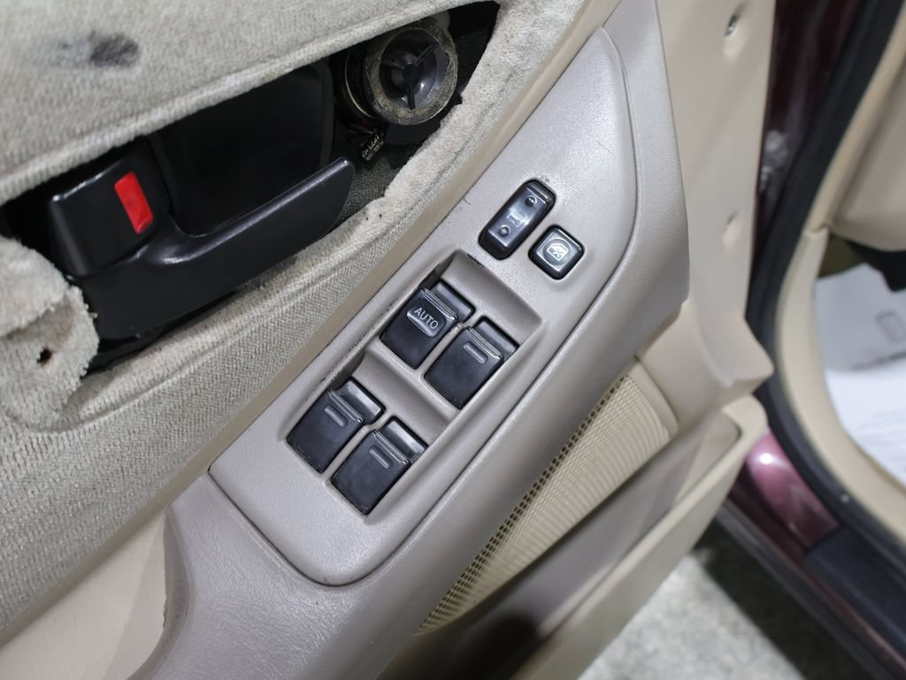 Used 1999 Toyota Avalon XL w/ PWR Seat Pkg FWD image 21