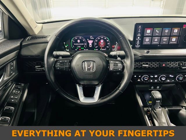 Used 2023 Honda Accord Touring image 5