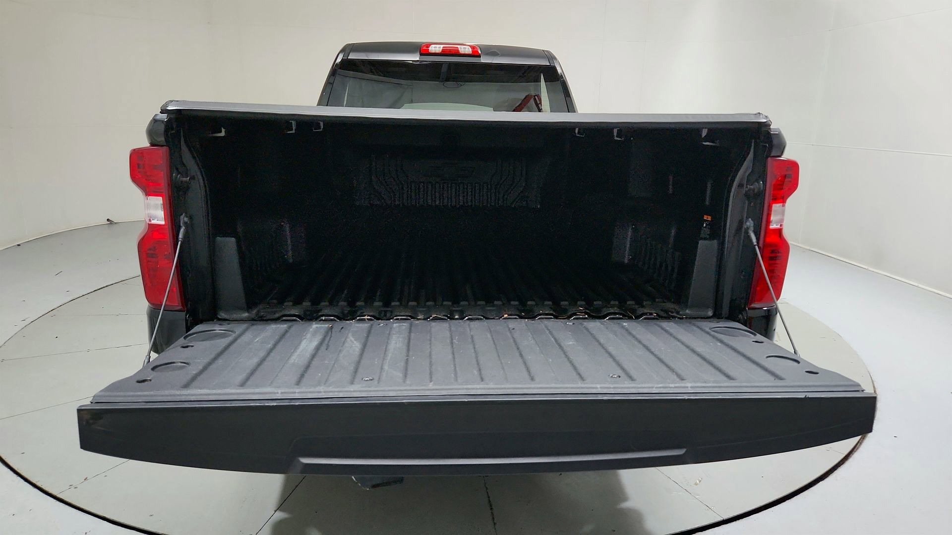 Used 2022 Chevrolet Silverado 1500 W/T w/ WT Convenience Package image 17