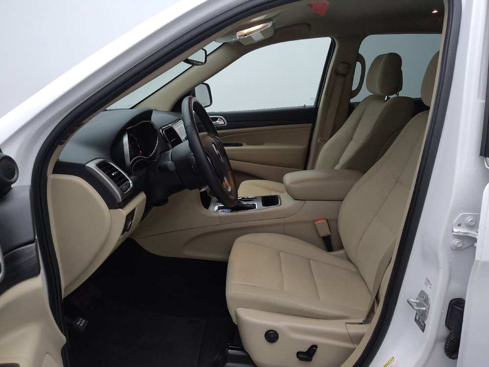 Used 2022 Jeep Grand Cherokee Laredo E w/ Security & Convenience Group AWD/4WD image 17