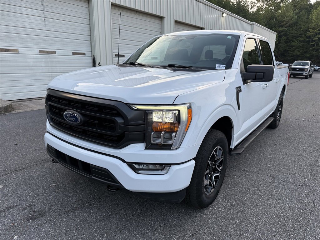 Used 2022 Ford F150 XLT w/ Equipment Group 302A High image 3