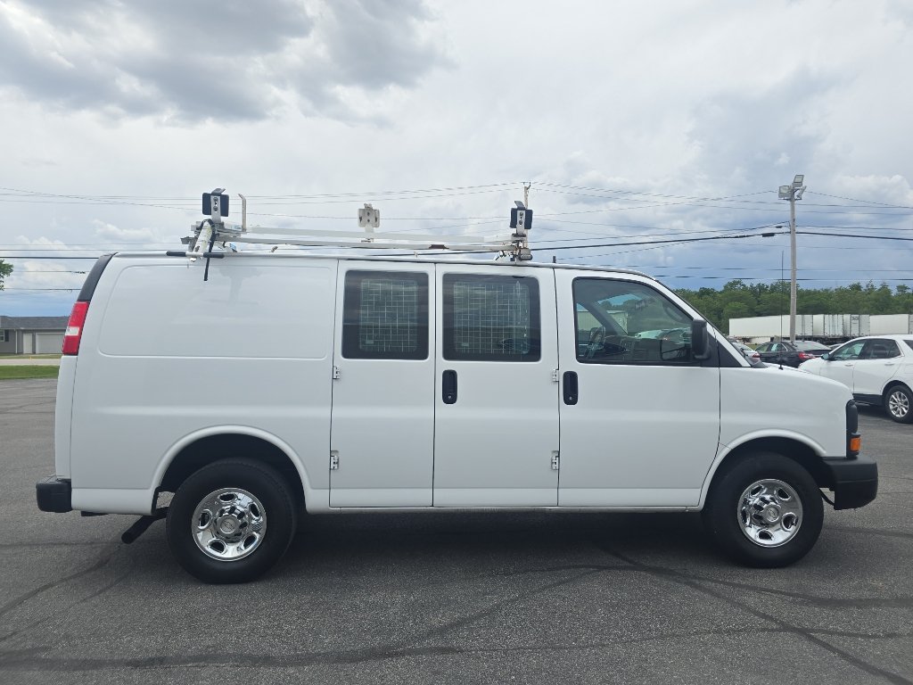 Used 2015 Chevrolet Express 2500 RWD image 5