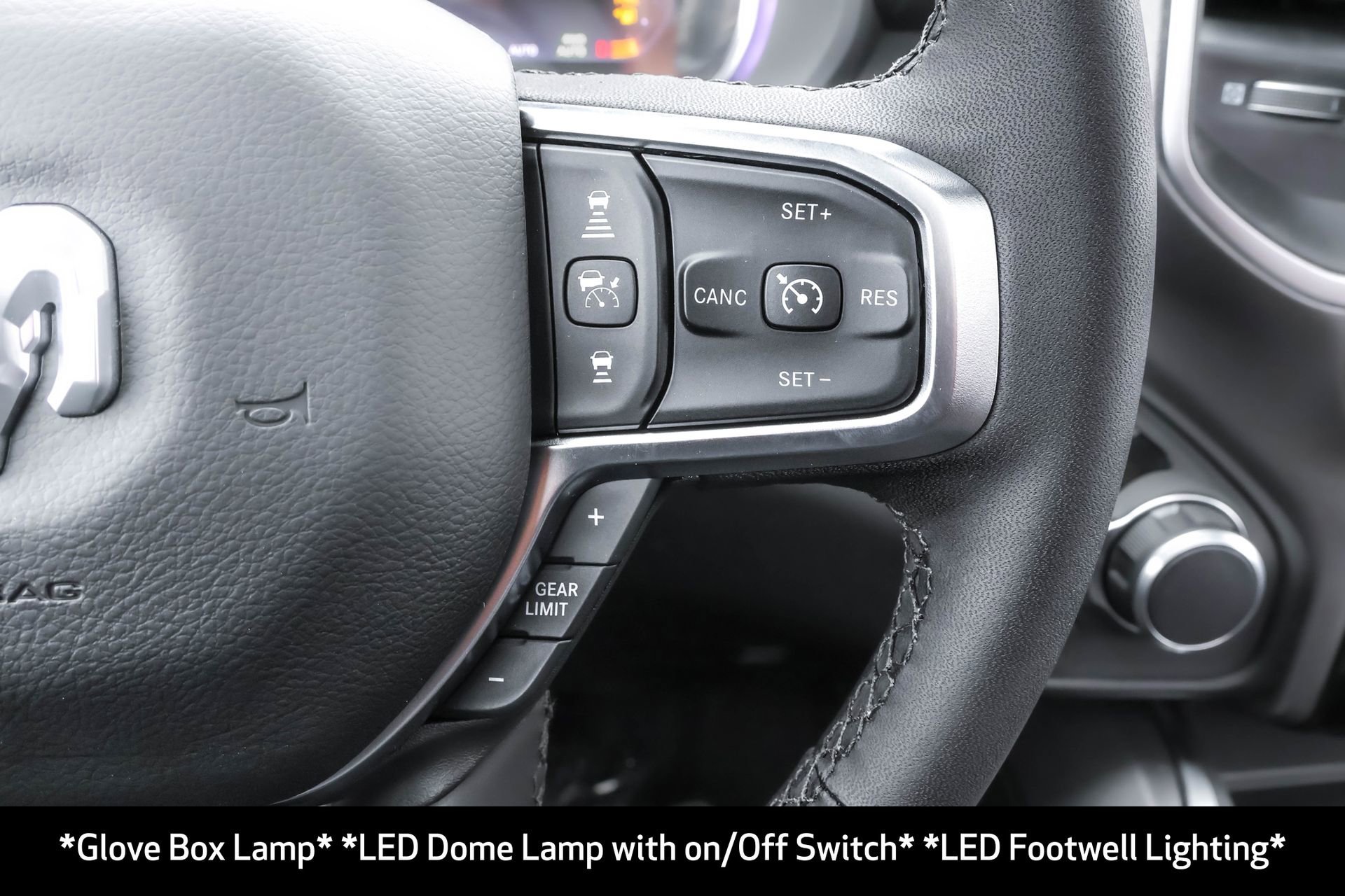 New 2026 RAM 1500 4x4 Crew Cab image 33