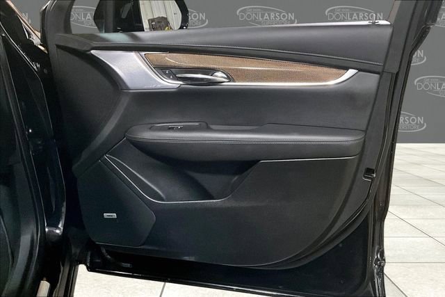 Used 2025 Cadillac XT6 Sport w/ Platinum Package image 12