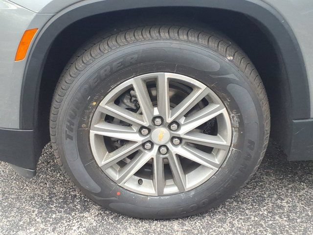 Used 2023 Chevrolet Traverse LT AWD/4WD image 32
