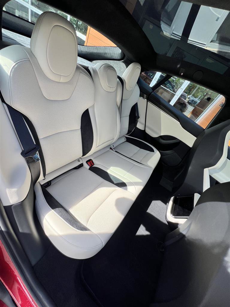 Used 2026 Tesla Model S Plaid image 18