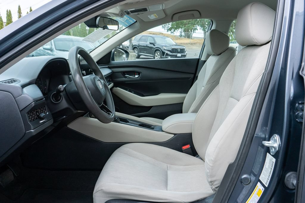 Certified 2023 Honda Accord LX image 9