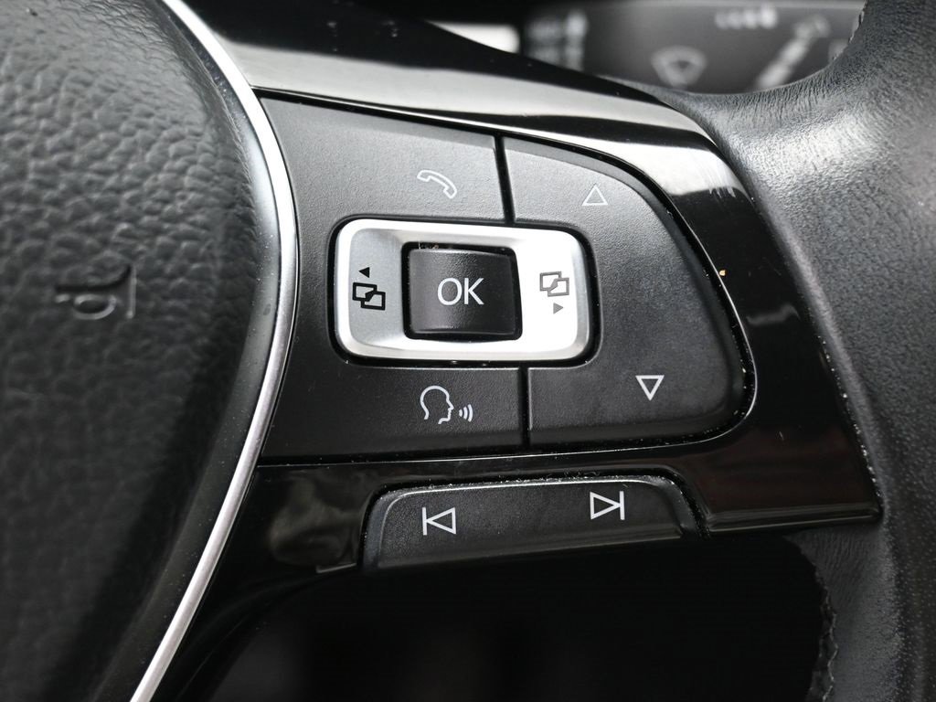 Used 2018 Volkswagen Atlas SEL Premium image 17