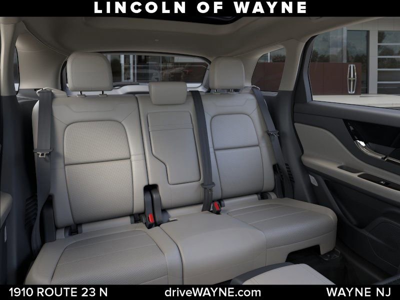 New 2026 Lincoln Corsair Reserve image 12