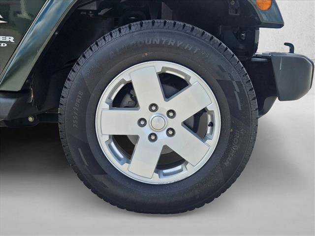 Used 2011 Jeep Wrangler Unlimited Sahara w/ Connectivity Group image 23