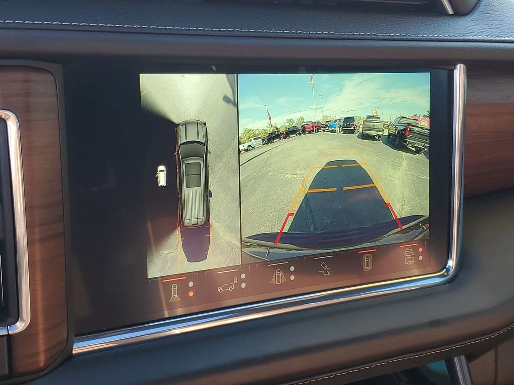 Used 2023 GMC Yukon Denali Ultimate image 21