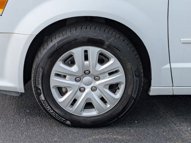 Used 2016 Dodge Grand Caravan SE w/ Quick Order Package 29E SE FWD image 10