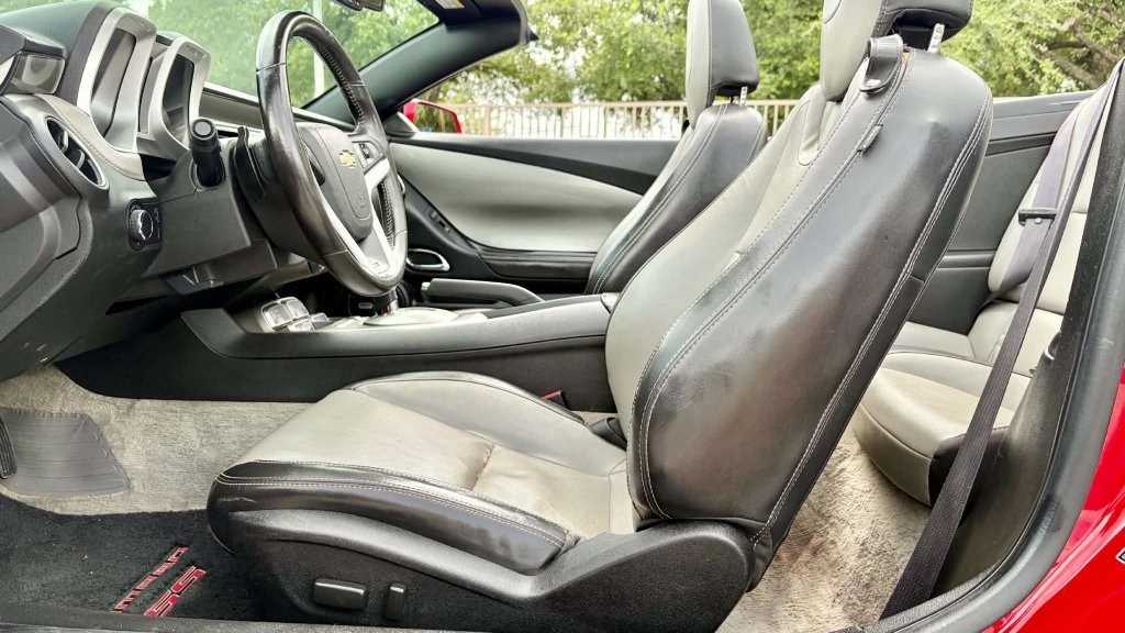 Used 2012 Chevrolet Camaro SS w/ RS Package RWD image 9