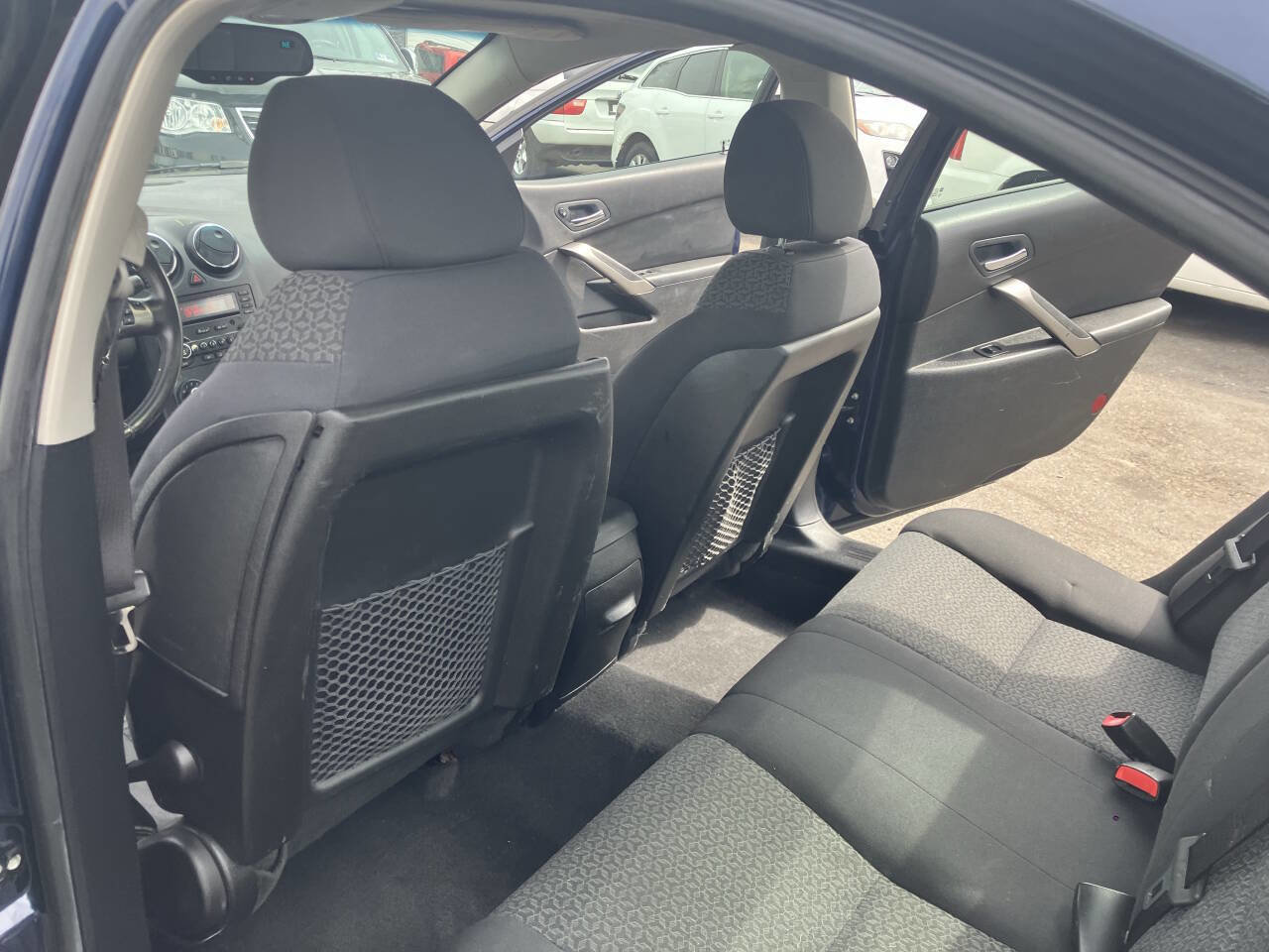 Used 2009 Pontiac G6 Sedan w/ Sun And Sound Package image 27