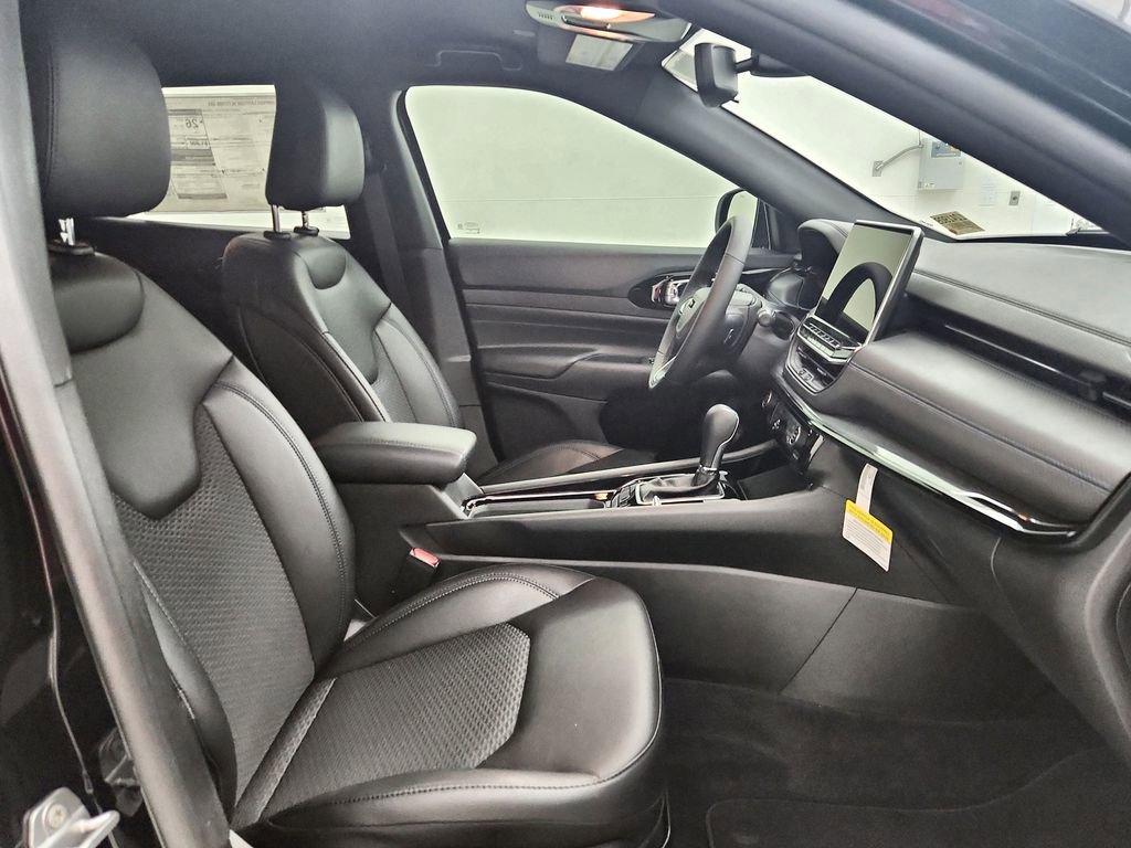 New 2026 Jeep Compass Latitude image 30