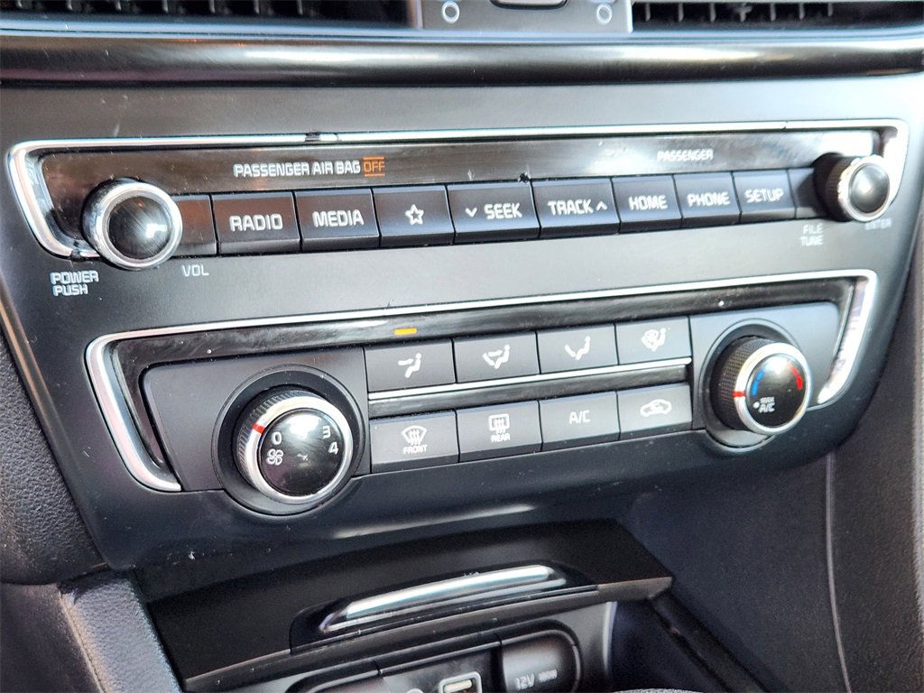 Used 2020 Kia Optima LX image 21