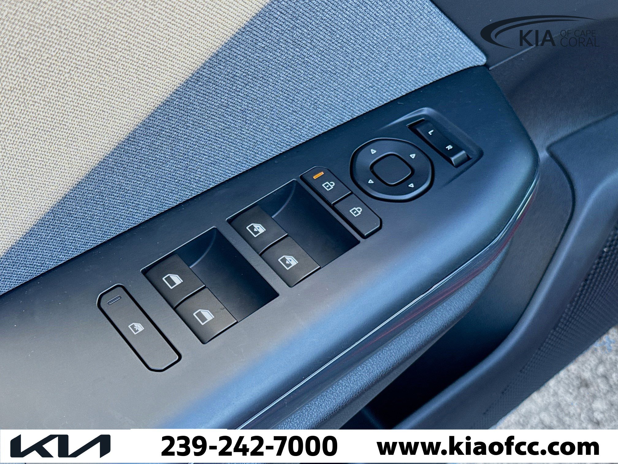 New 2025 Kia K4 EX image 20