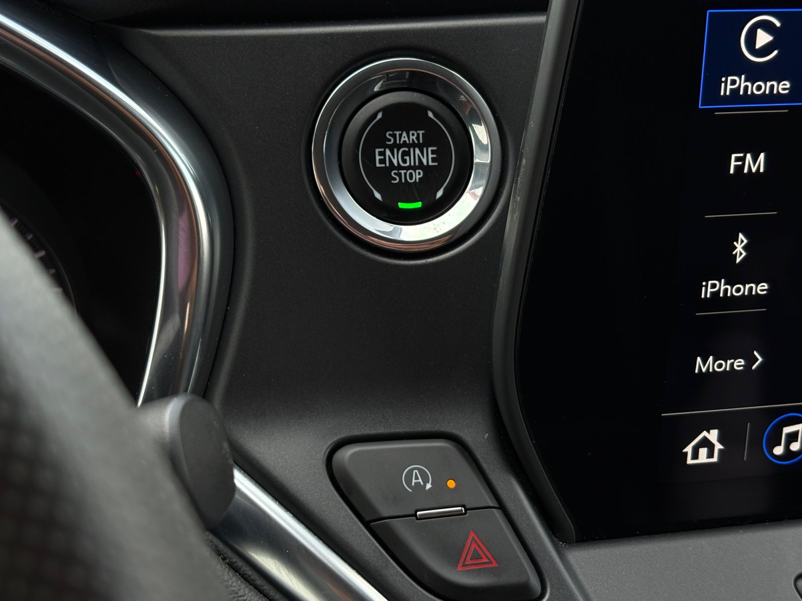 Used 2024 Chevrolet Blazer LT w/ Convenience Package FWD image 19