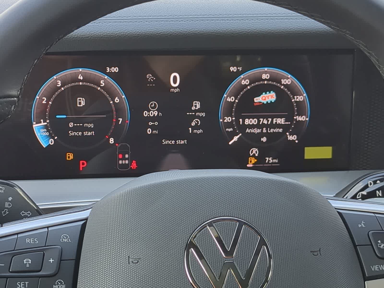 Used 2026 Volkswagen Tiguan SE R-Line FWD image 35