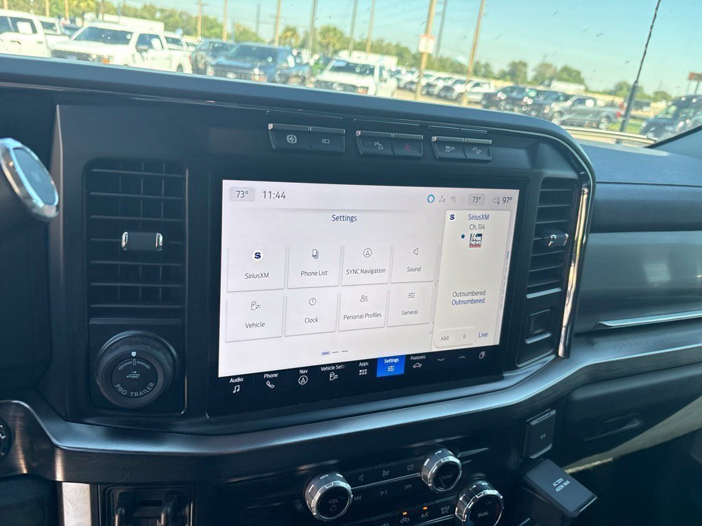Used 2024 Ford F250 Lariat w/ Lariat Ultimate Package AWD/4WD image 3