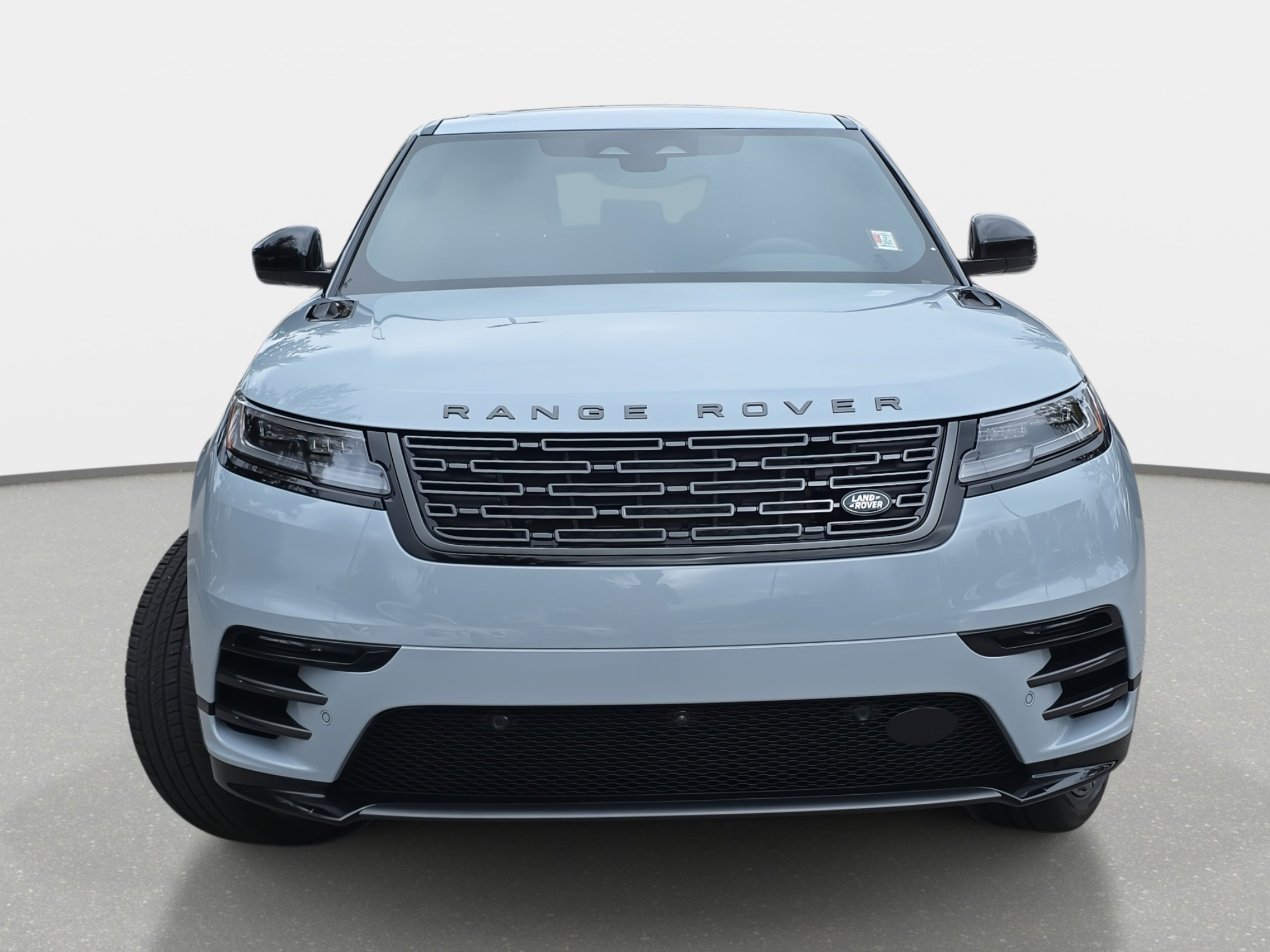 New 2026 Land Rover Range Rover Velar Dynamic SE video 2