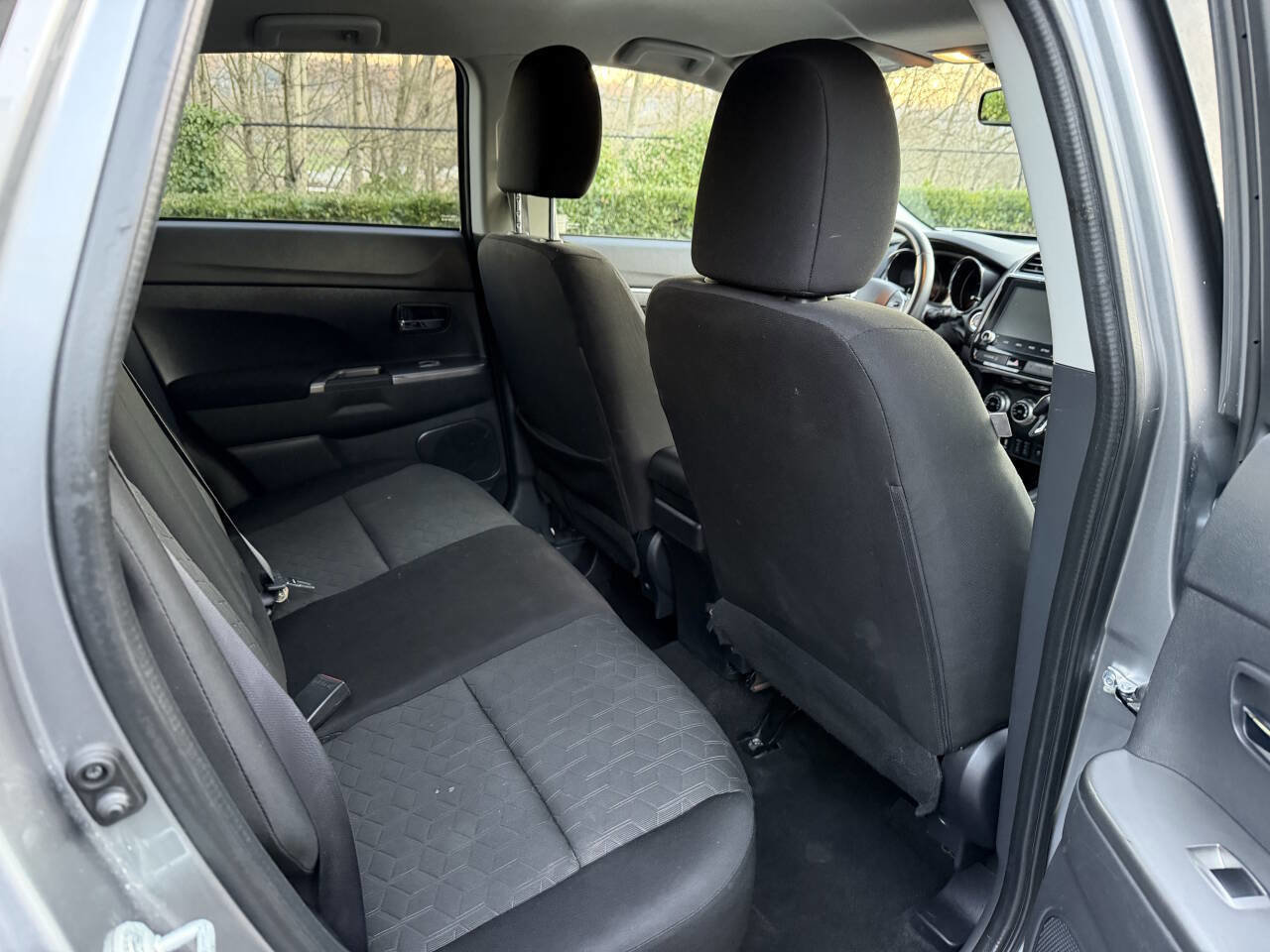 Used 2020 Mitsubishi Outlander Sport Black Edition image 26