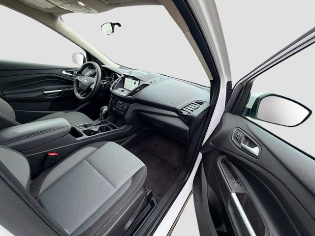 Used 2019 Ford Escape SE image 27