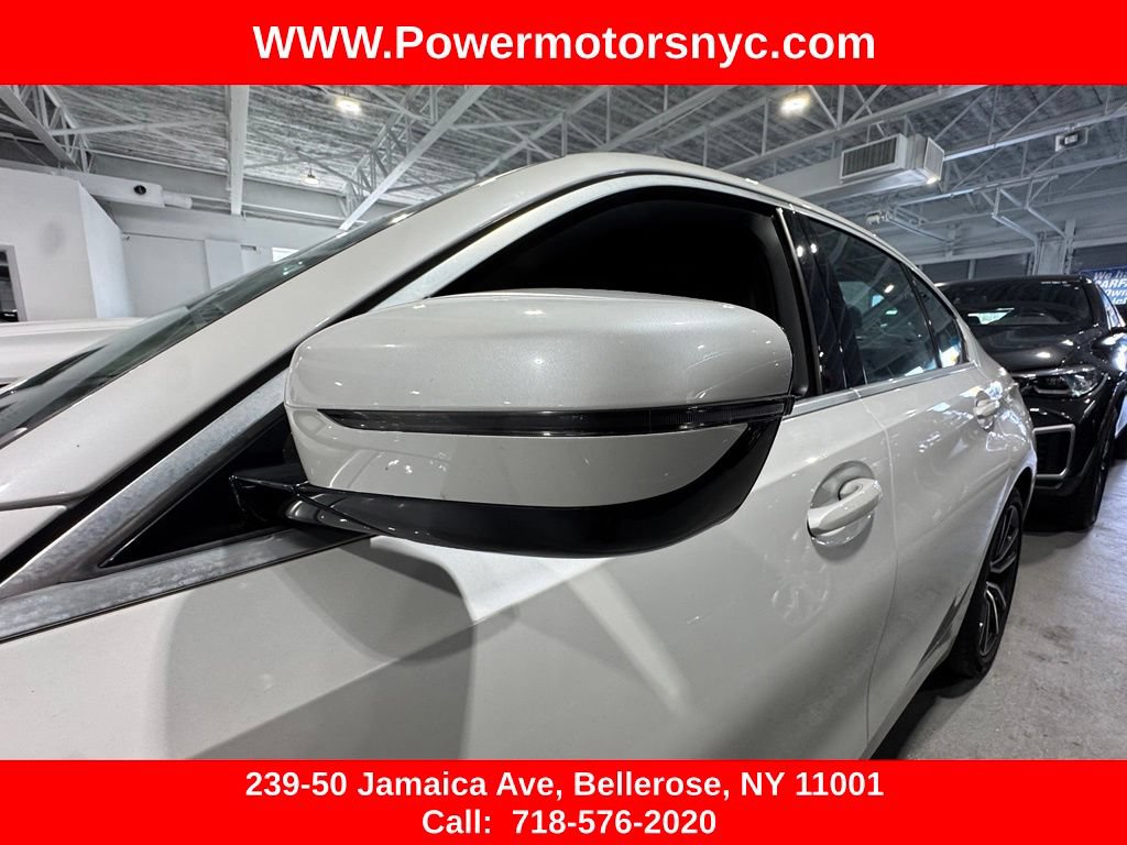 Used 2020 BMW 330i xDrive Sedan w/ Driving Assistance Package AWD/4WD image 7