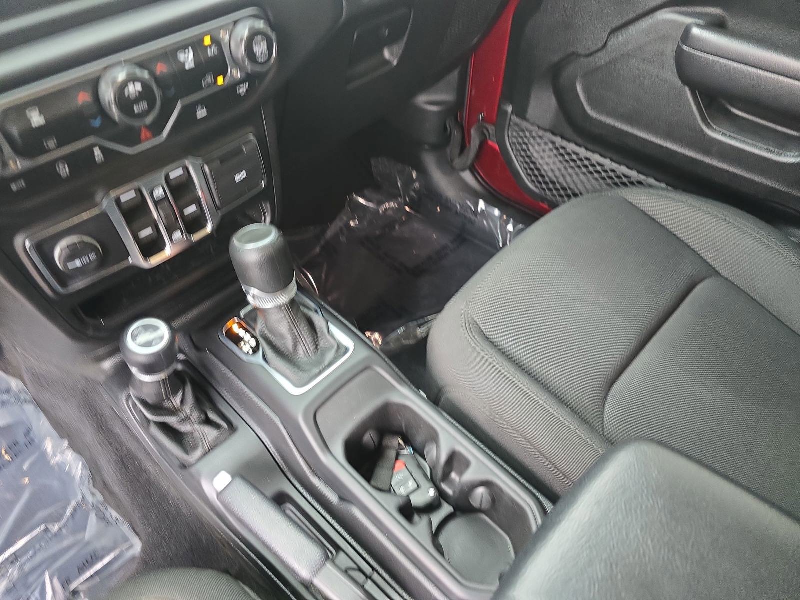 Used 2021 Jeep Gladiator Sport AWD/4WD image 27