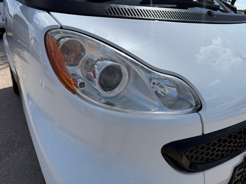 Used 2015 smart fortwo pure RWD image 10