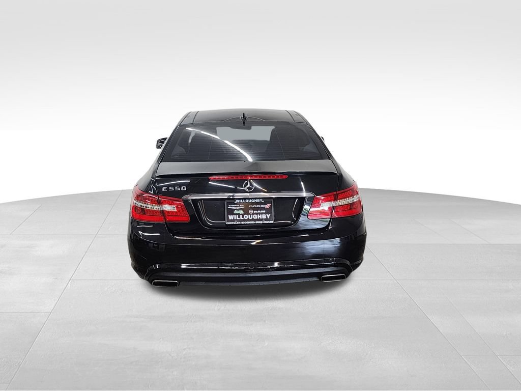 Used 2010 Mercedes-Benz E 550 Coupe image 7
