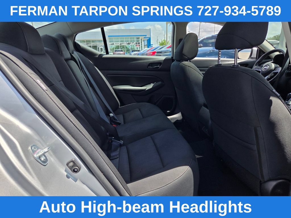 Used 2024 Nissan Altima 2.5 SV w/ SV Premium Package FWD image 21
