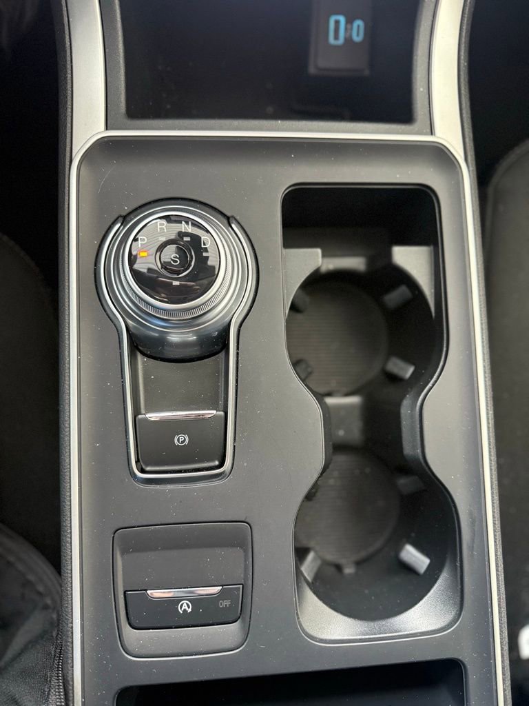 Used 2024 Ford Edge SE image 20