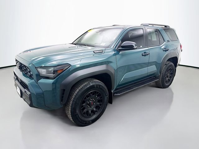 Used 2025 Toyota 4Runner 4WD image 3
