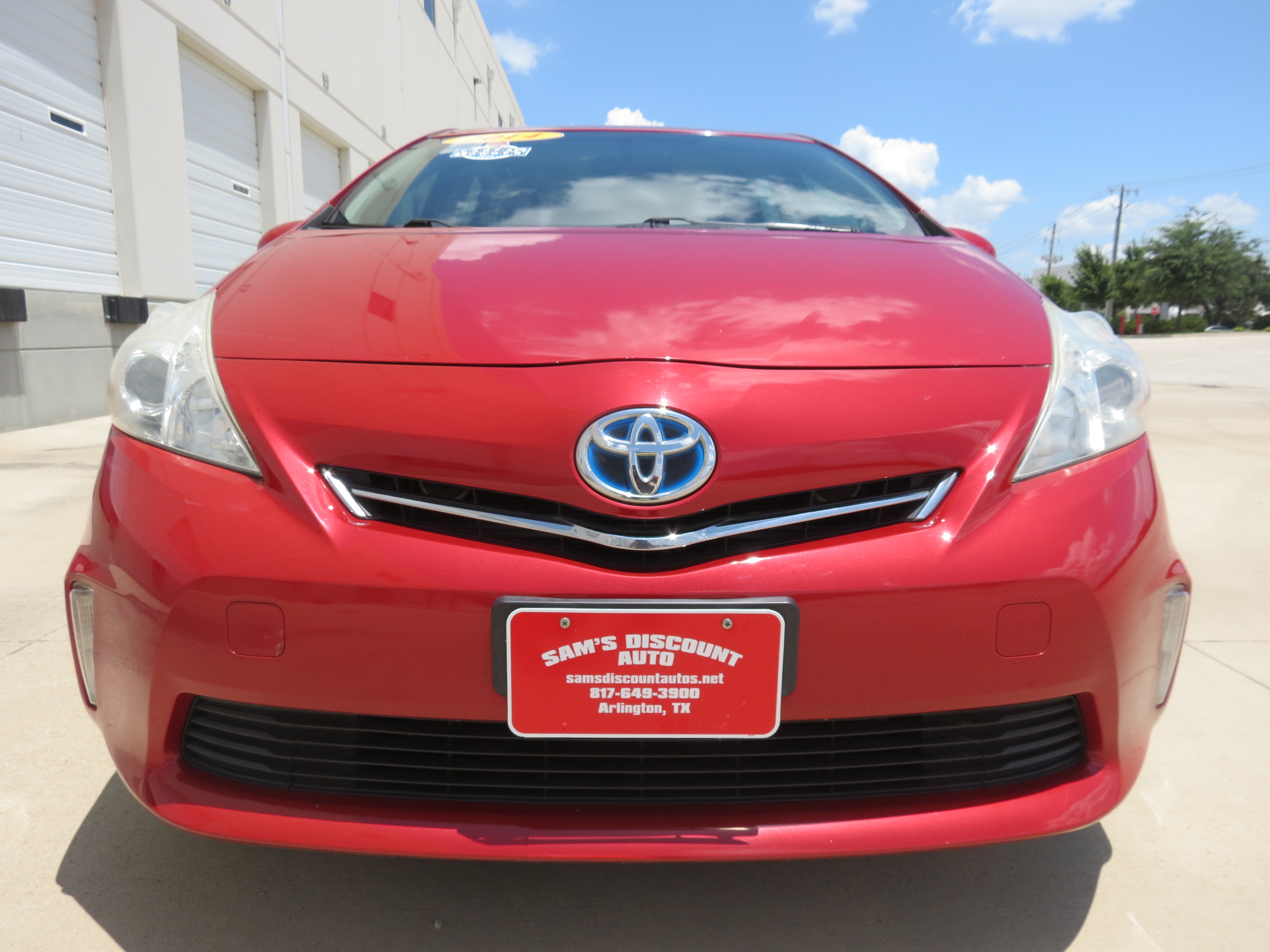 Used 2014 Toyota Prius V Two FWD image 7