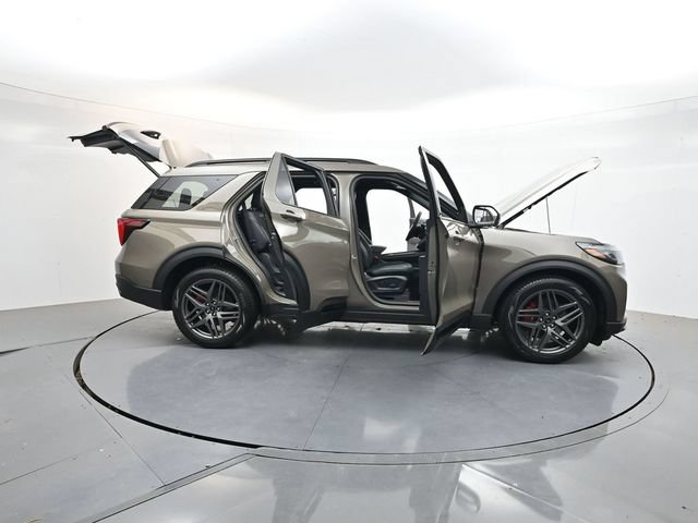 Used 2026 Ford Explorer ST w/ Sun And Sound Package AWD/4WD image 65