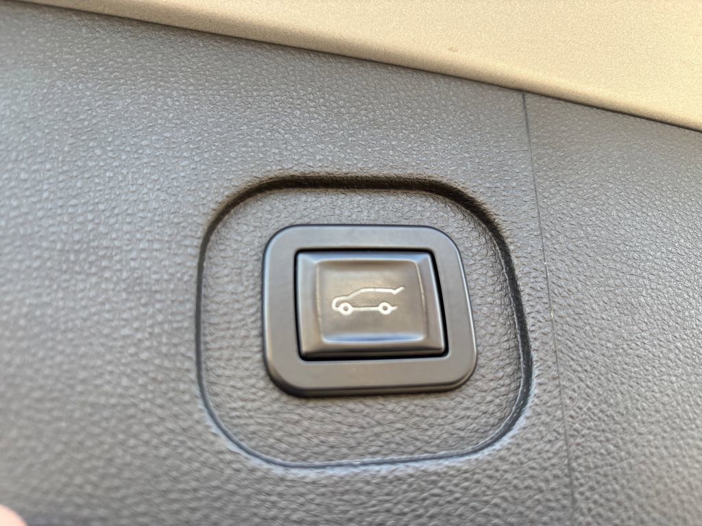 Used 2015 GMC Terrain SLT w/ Chrome Appearance Package image 34