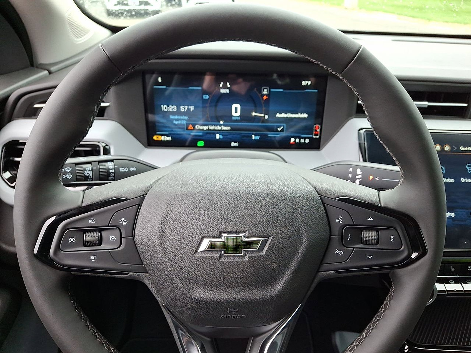 New 2027 Chevrolet Bolt LT w/ Comfort Package FWD image 17