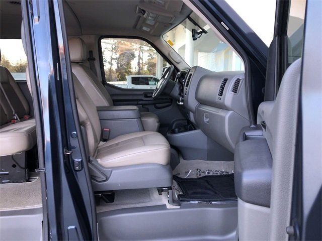 Used 2019 Nissan NV 3500 SL image 30