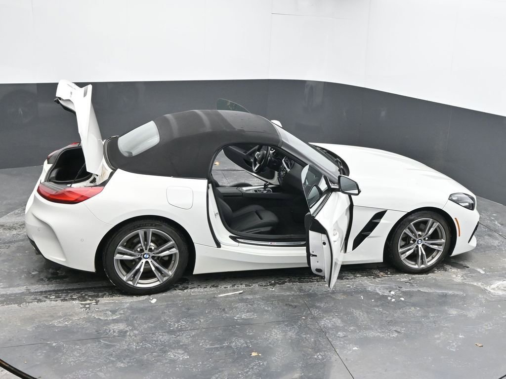 Used 2025 BMW Z4 sDrive30i image 59