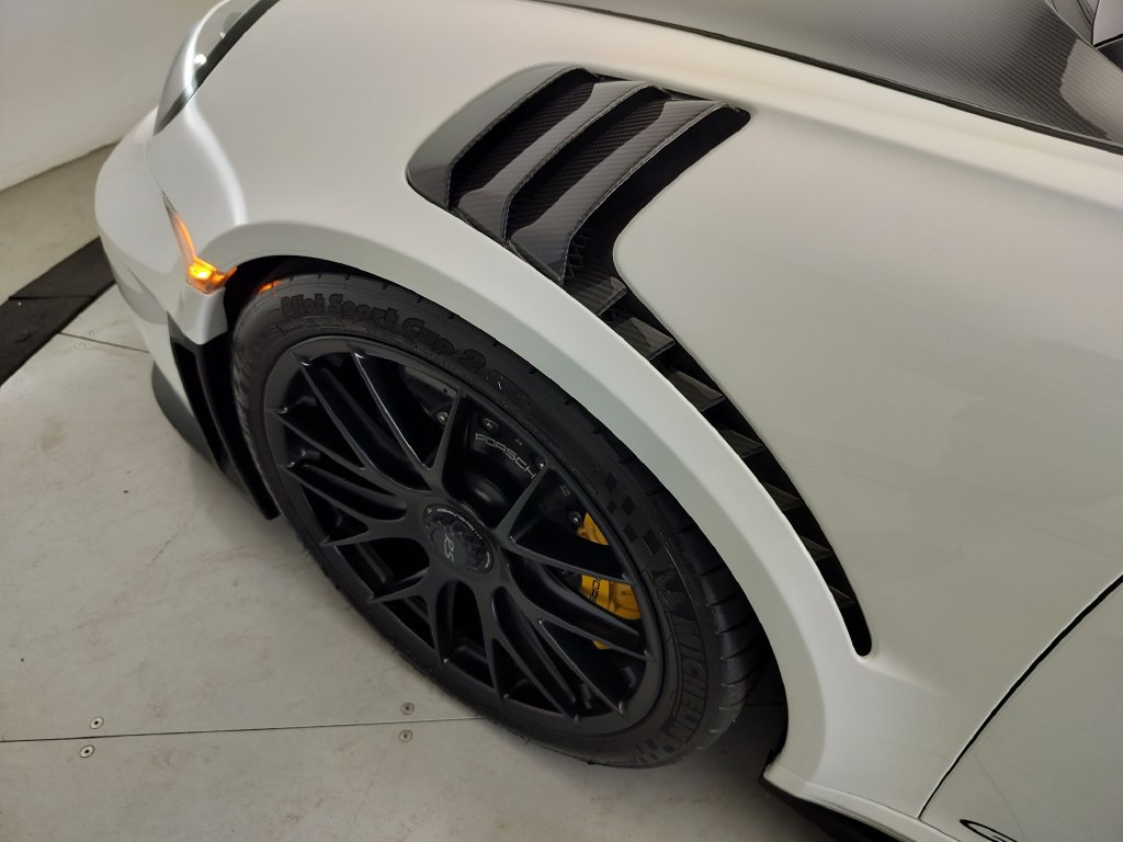 Used 2018 Porsche 911 GT2 RS RWD image 31