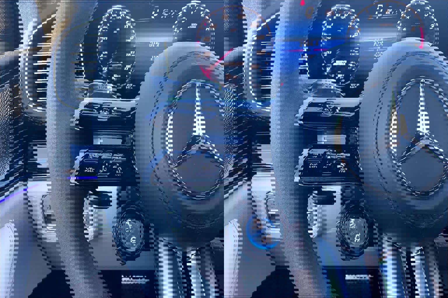 Used 2025 Mercedes-Benz GLE 53 AMG AMG GLE 53 image 21