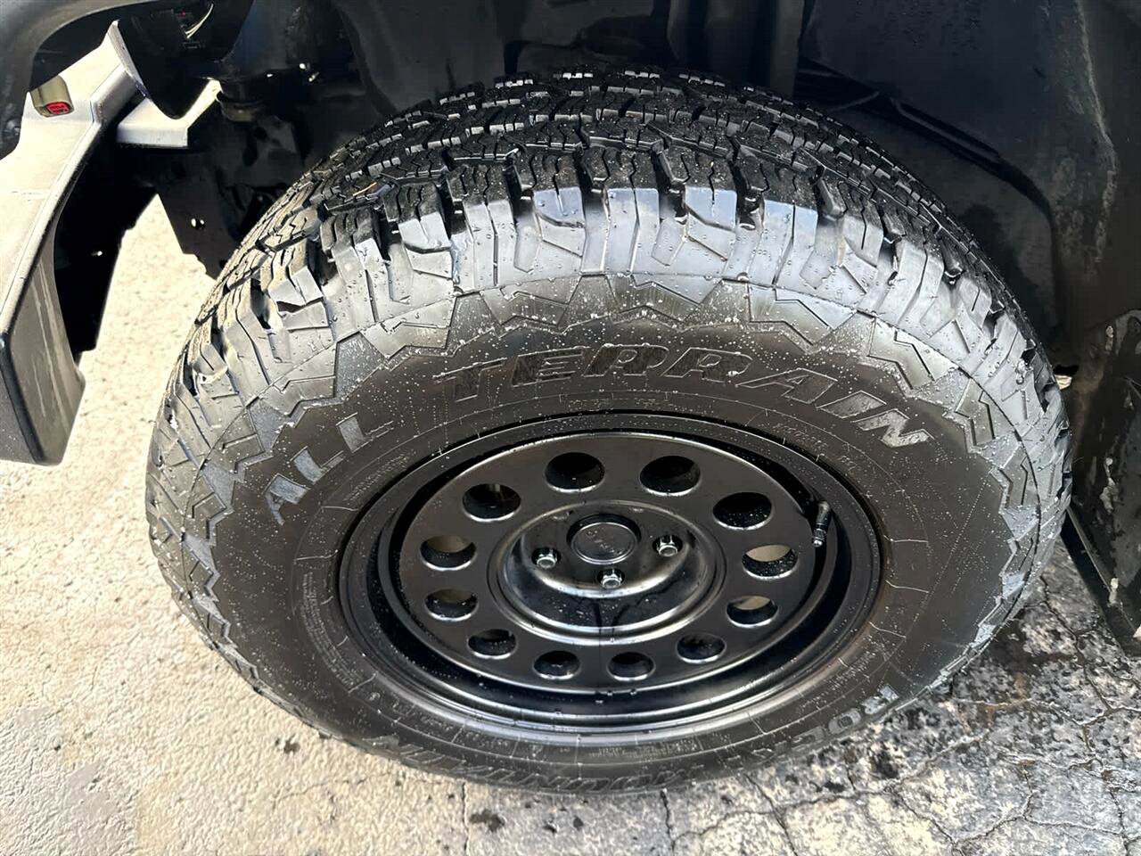 Used 2013 Jeep Wrangler Unlimited Sport image 11