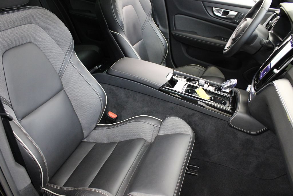 Certified 2024 Volvo S60 T8 Plus w/ Climate Package AWD/4WD image 26