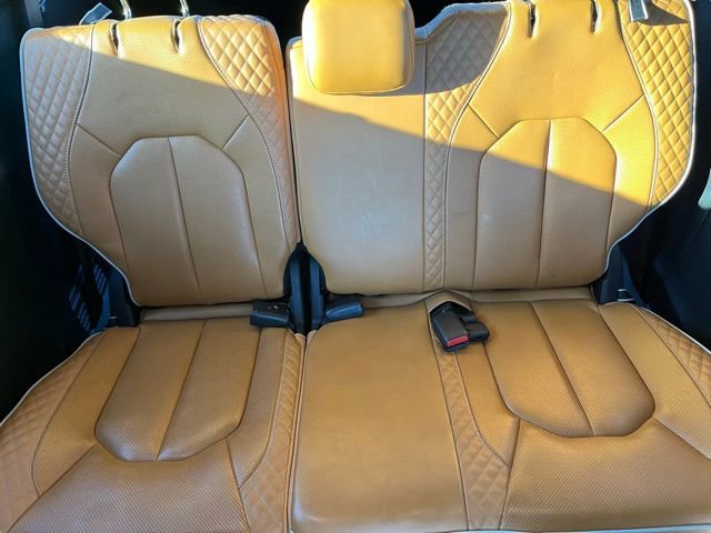 Used 2023 Chrysler Pacifica Pinnacle image 16