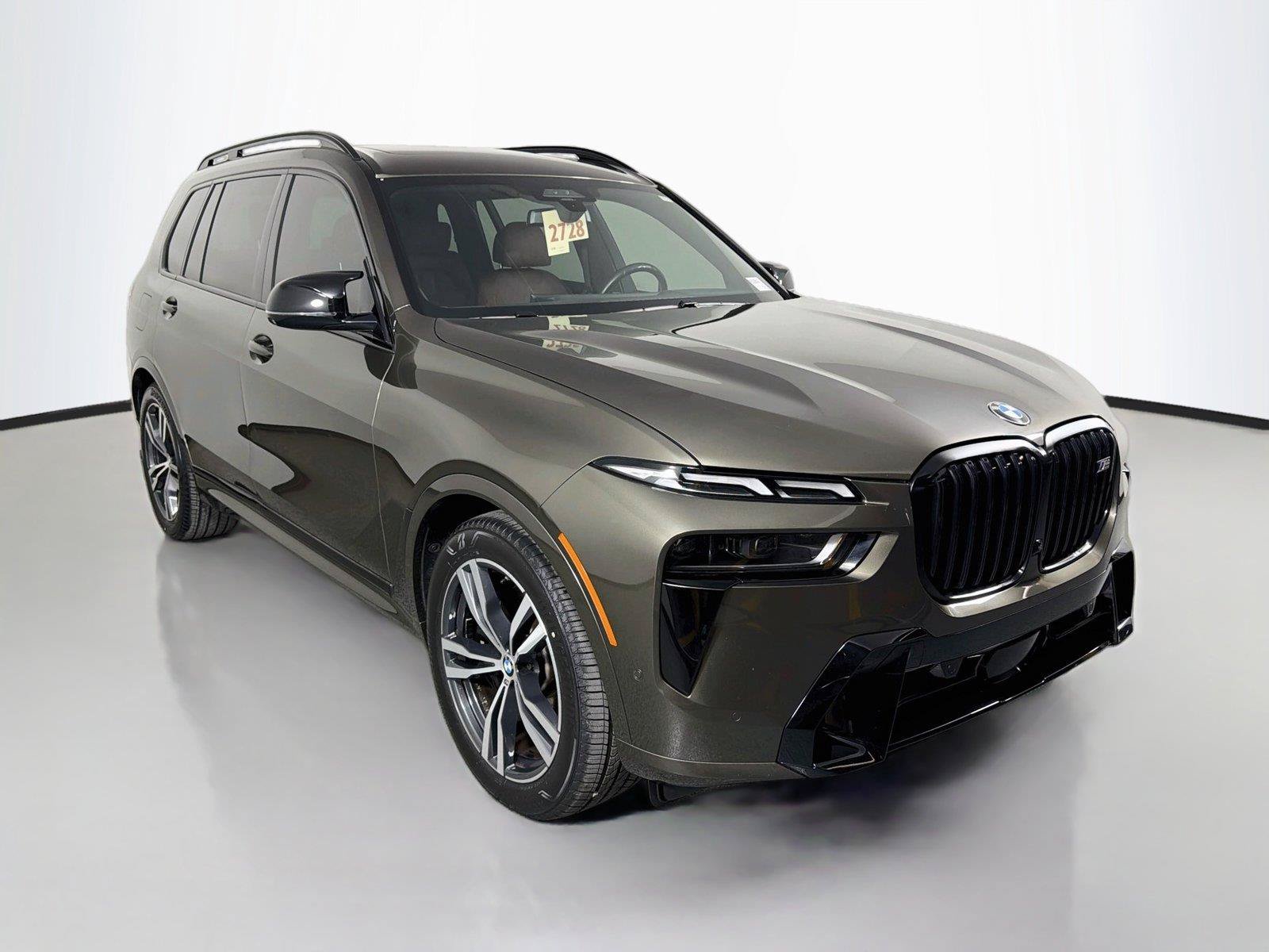 Used 2024 BMW X7 M60i w/ Executive Package AWD/4WD image 3